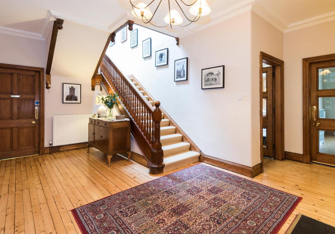 Coig Na Shee Guest House Newtonmore Bagian luar foto